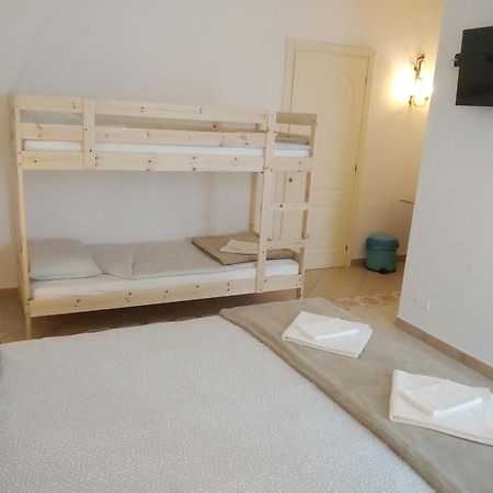 Atelier Bed&Bed Hotel Messina Phòng bức ảnh