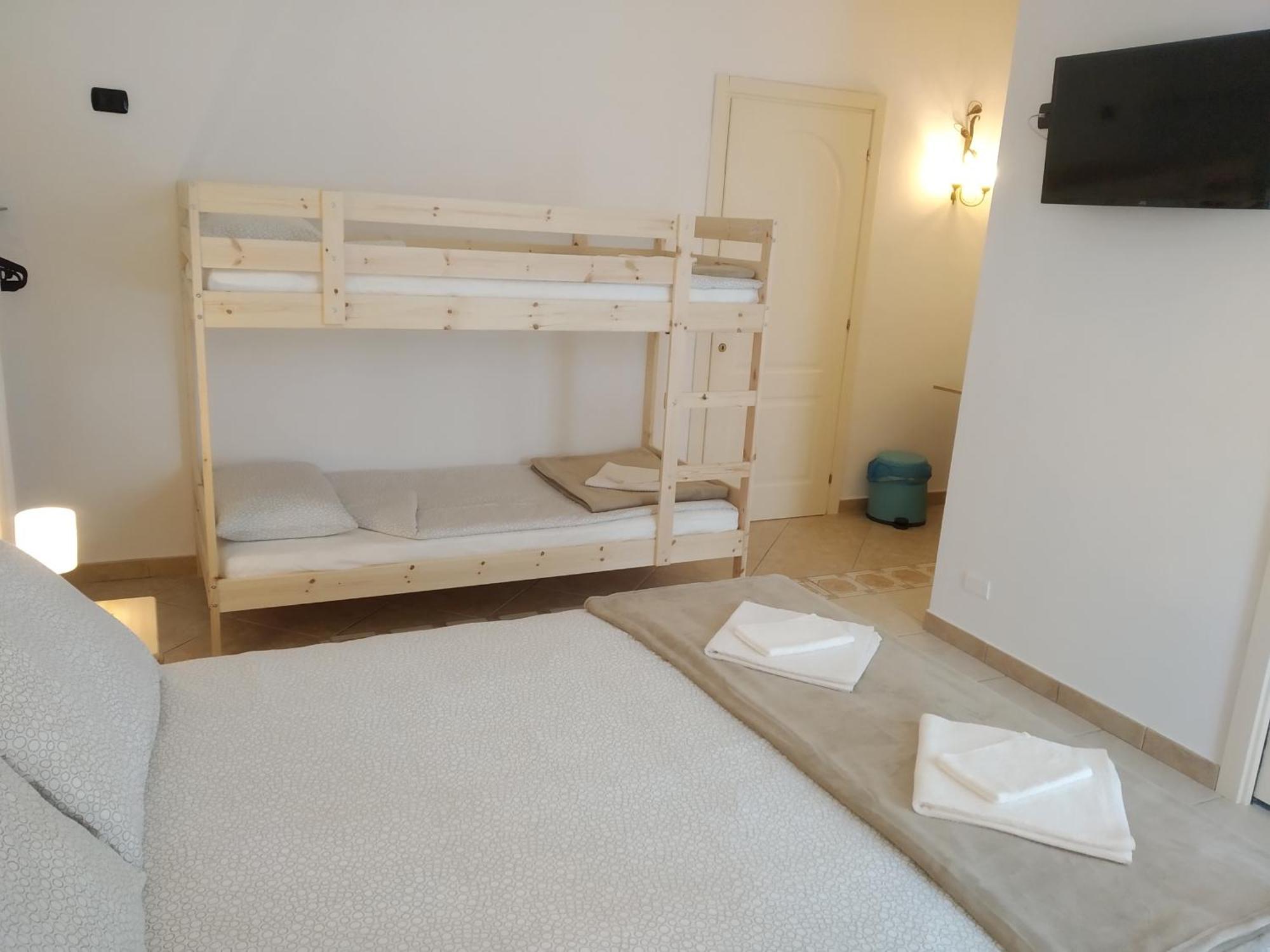 Atelier Bed&Bed Hotel Messina Phòng bức ảnh